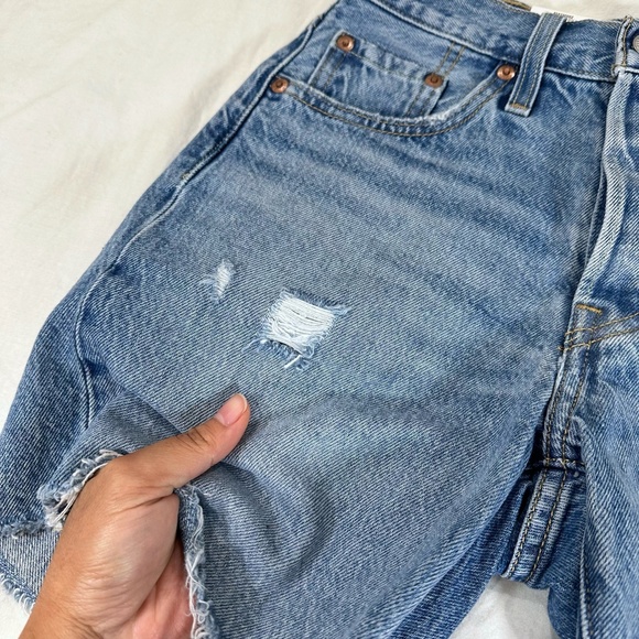 LEVI'S LUXOR STREET 501 MID THIGH SHORTS - Picture 4 of 12